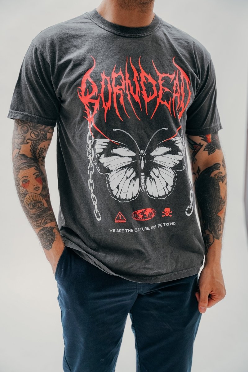 Fail To Confine Red Vintage Tattoo Inspired T-Shirt